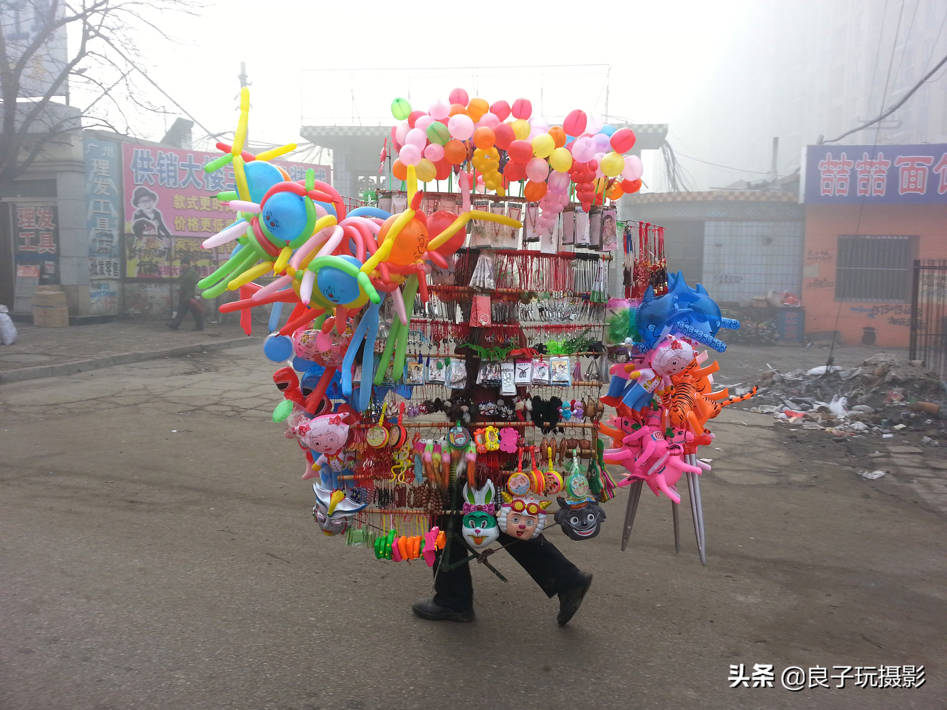 捕捉街头美好瞬间,用手机捕捉美好的瞬间