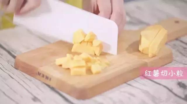 一碗神奇的辅食便秘腹泻都能搞定,辅食这样添加没有便秘的烦恼