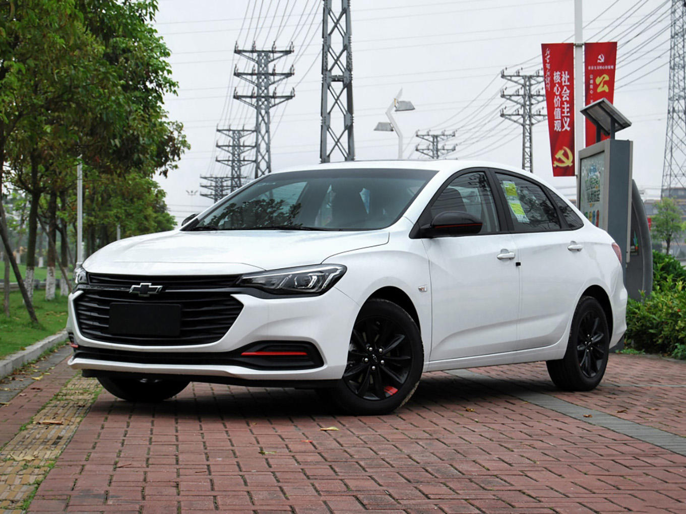 5万到8万耐用省油空间大的suv,预算10万元这几款车型值得一看