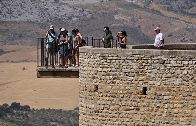 龙达桥上的房间,龙达新桥航拍