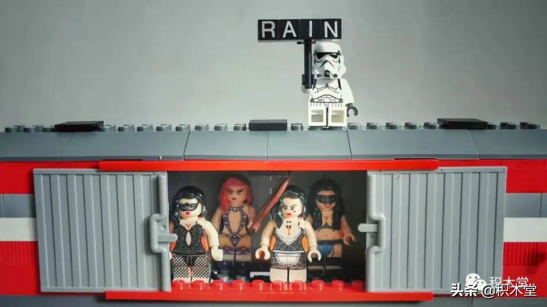 乐*官高**方套内moc最多的一款10183