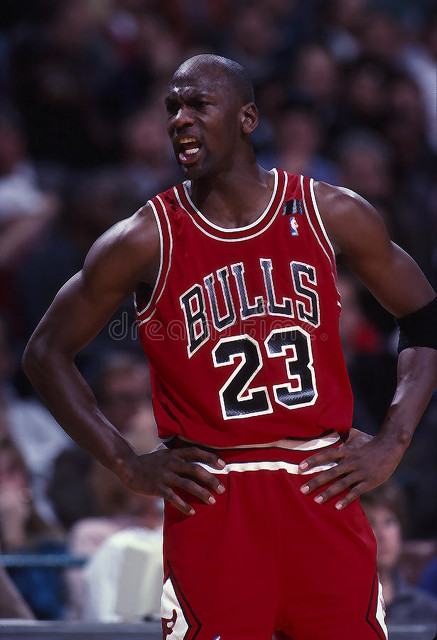 篮球之神小故事,篮球之神乔丹的故事