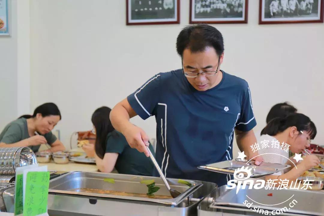 「章丘教育人物」走进章丘区第七中学李越：甘为人梯痴心不改