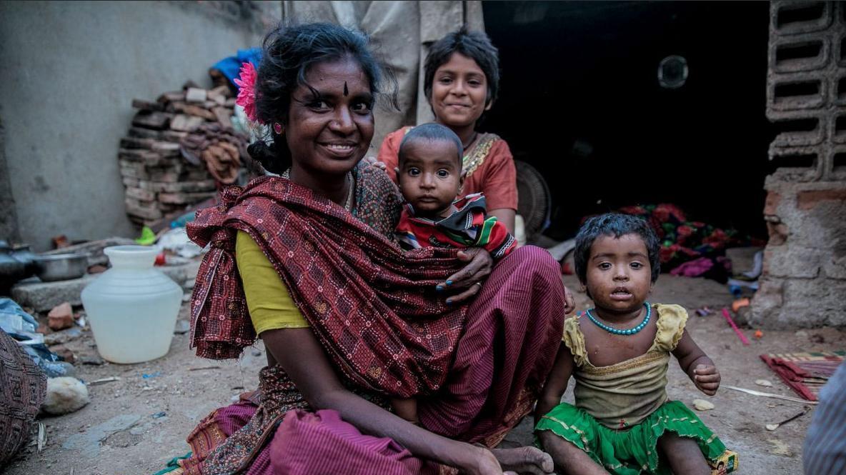 印度人为什么喜欢喝牛尿？莫迪：牛尿是印度最畅销的保健品