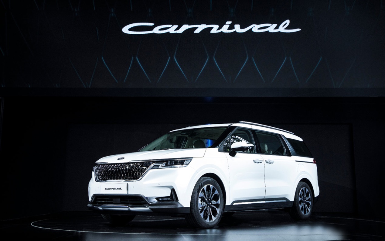 大众威然和gl8陆尊驾驶感受对比,大众威然对比gl8陆尊