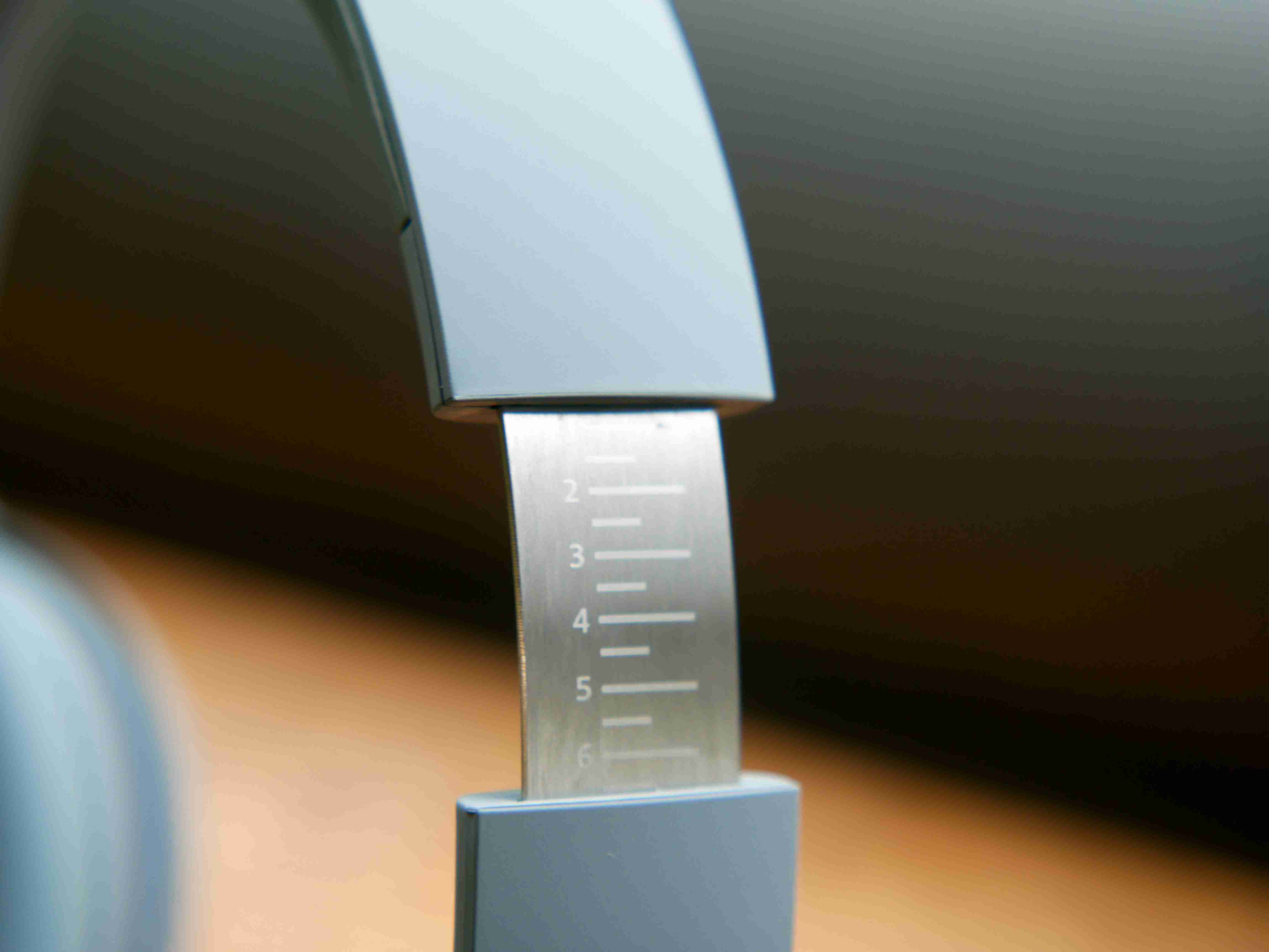 打破外国技术垄断，多场景实测！国产降噪耳机有话要说