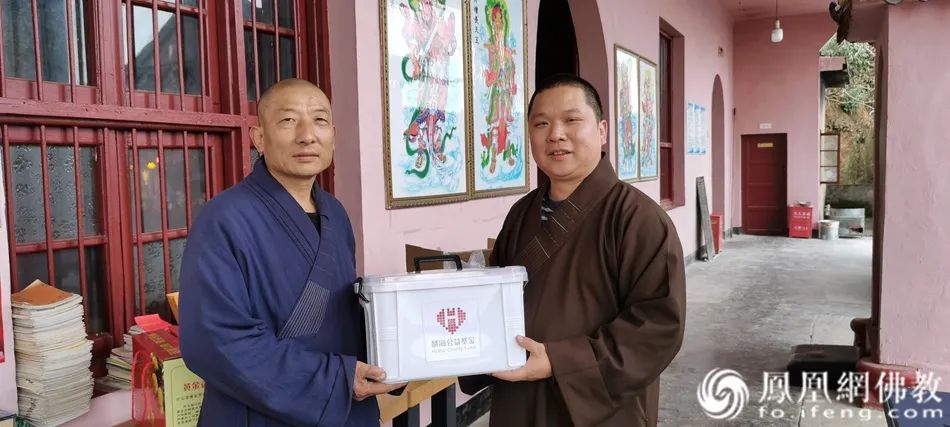 出家人并非超人,千寺万僧,都要直面“生病”这两个字