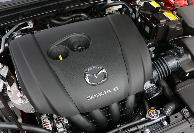 卡罗拉马自达3,马自达3好还是卡罗拉好