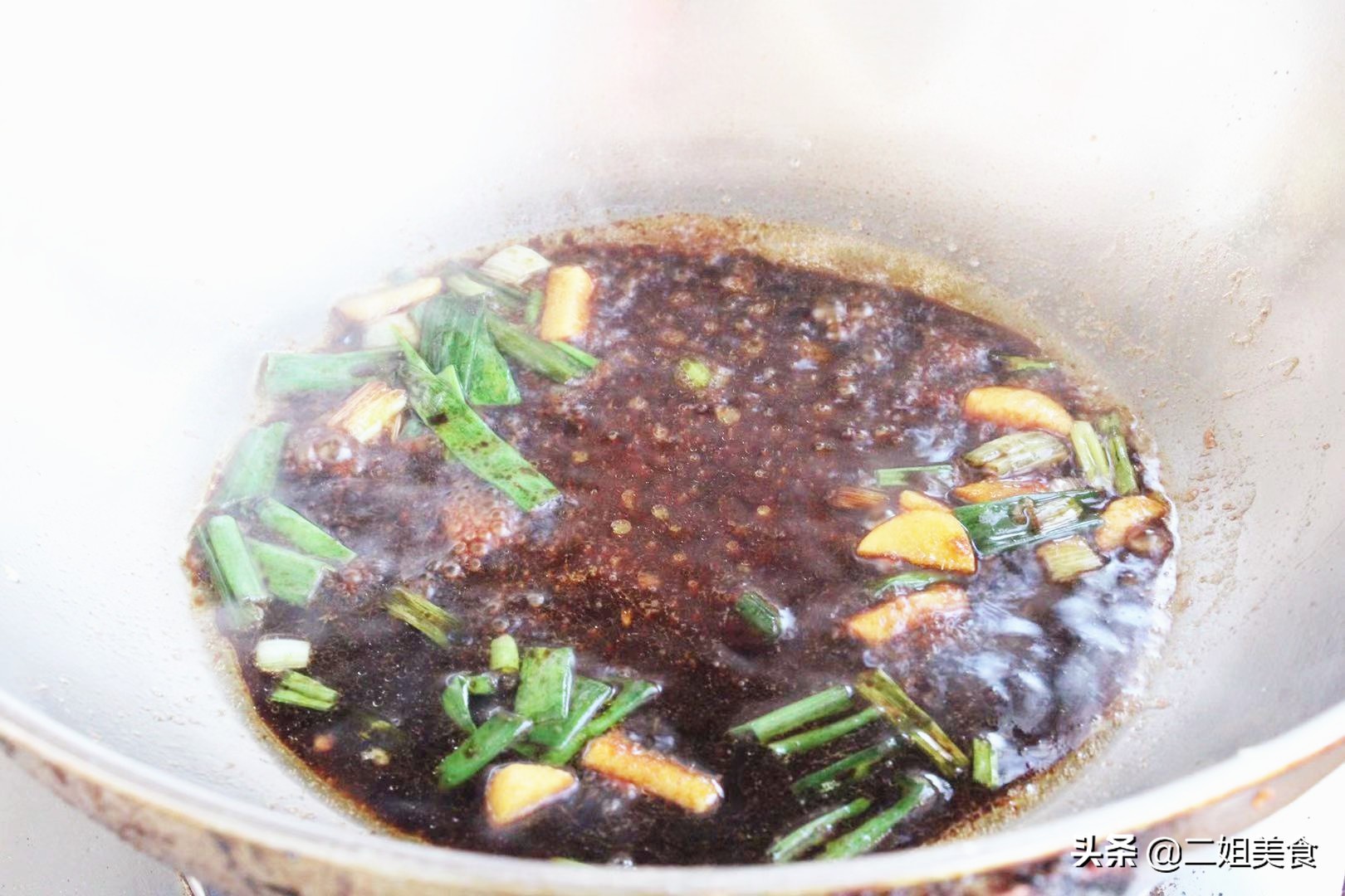 不管炖什么鱼都不要放这二种调料,清炖鱼不能放什么鱼