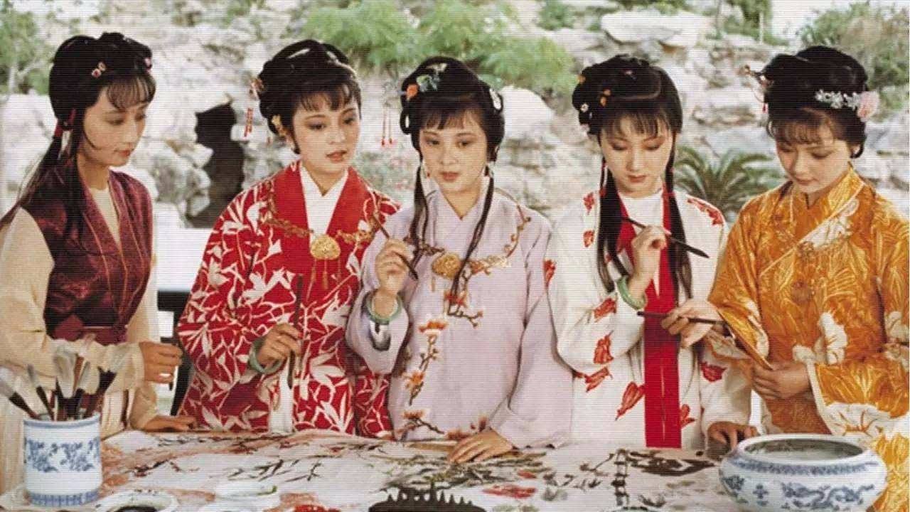 苹果型身材特点及搭配技巧,怎么判断自己是苹果身材还是梨形