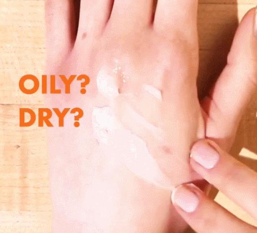 我用空瓶了几十瓶面霜的经验告诉你,谁才是真正的干皮亲妈