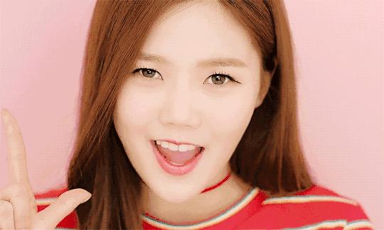 大脸刘海发型推荐自己剪,学生党如何剪修饰脸型的刘海