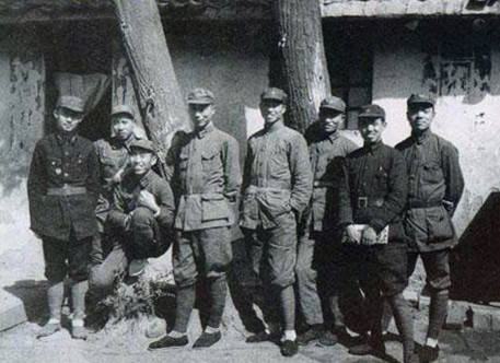 团长政委谁说了算,战争年代政委