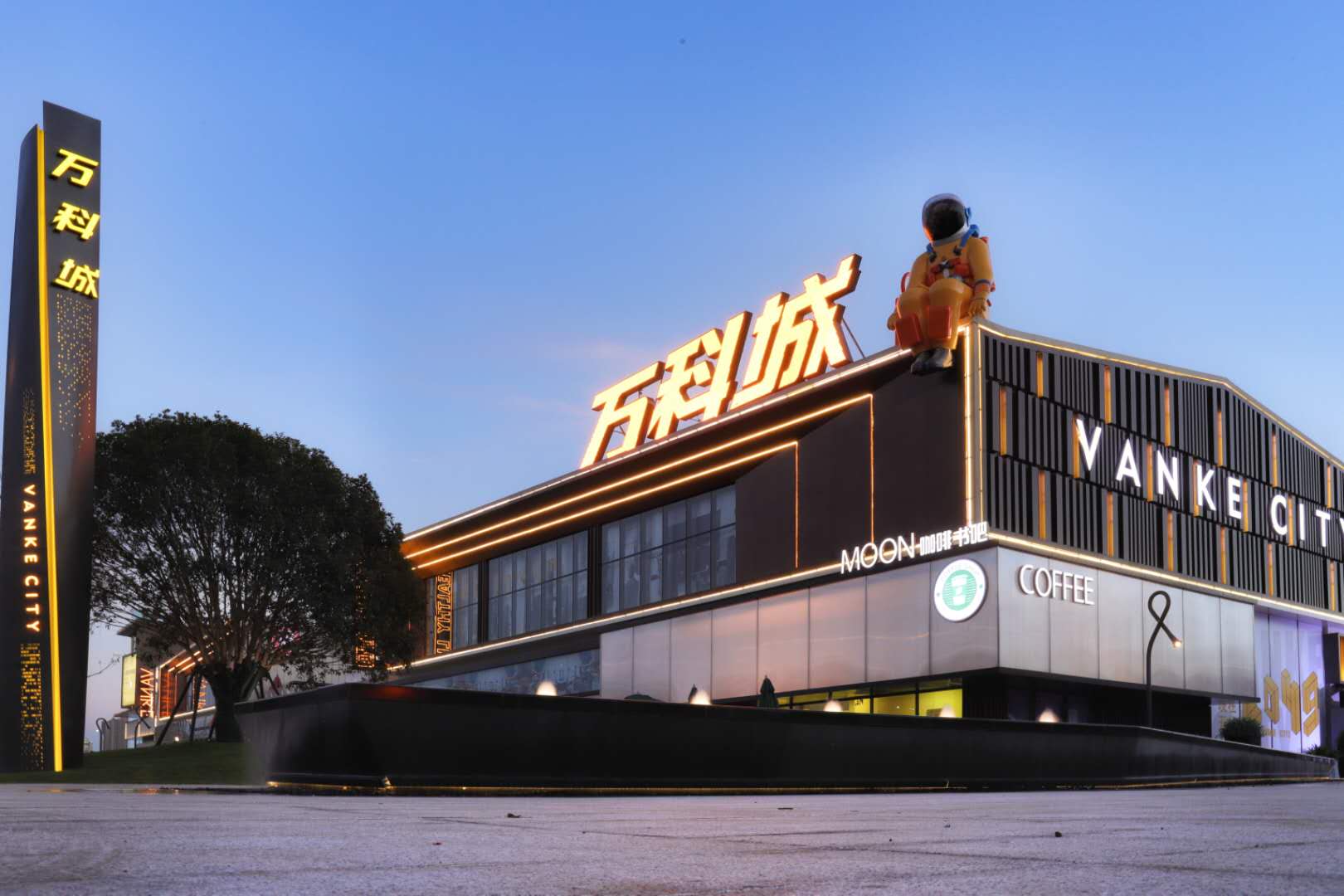 昆明主城区8万一个车位,昆明楼盘车位价格