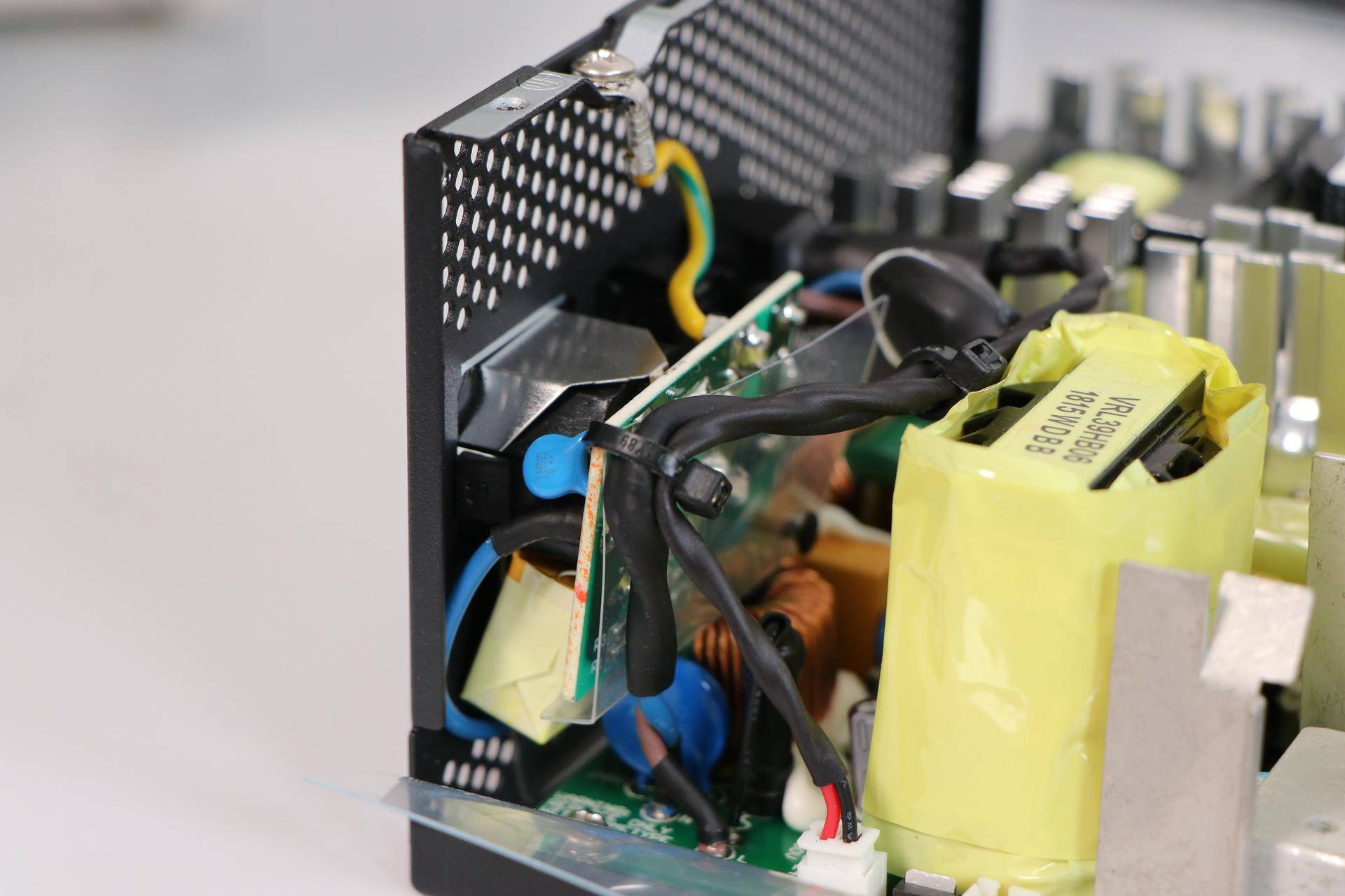 安钛克hcg850金牌,安钛克hcg850w的电源安装视频