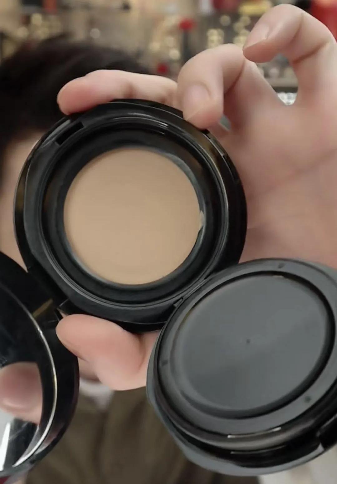 armani气垫干皮测试,armani蓝气垫新品发布会