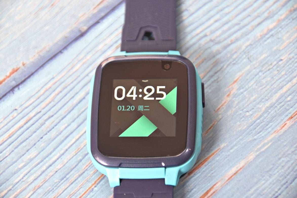 360儿童手表sE5,360儿童手表se5怎么样