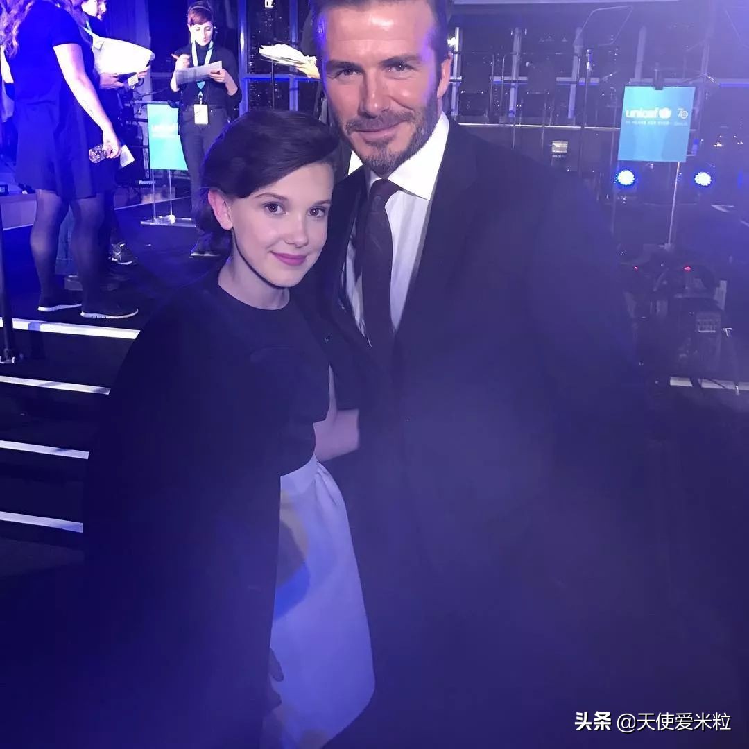 小贝大儿子维多利亚,小贝维多利亚全家照片