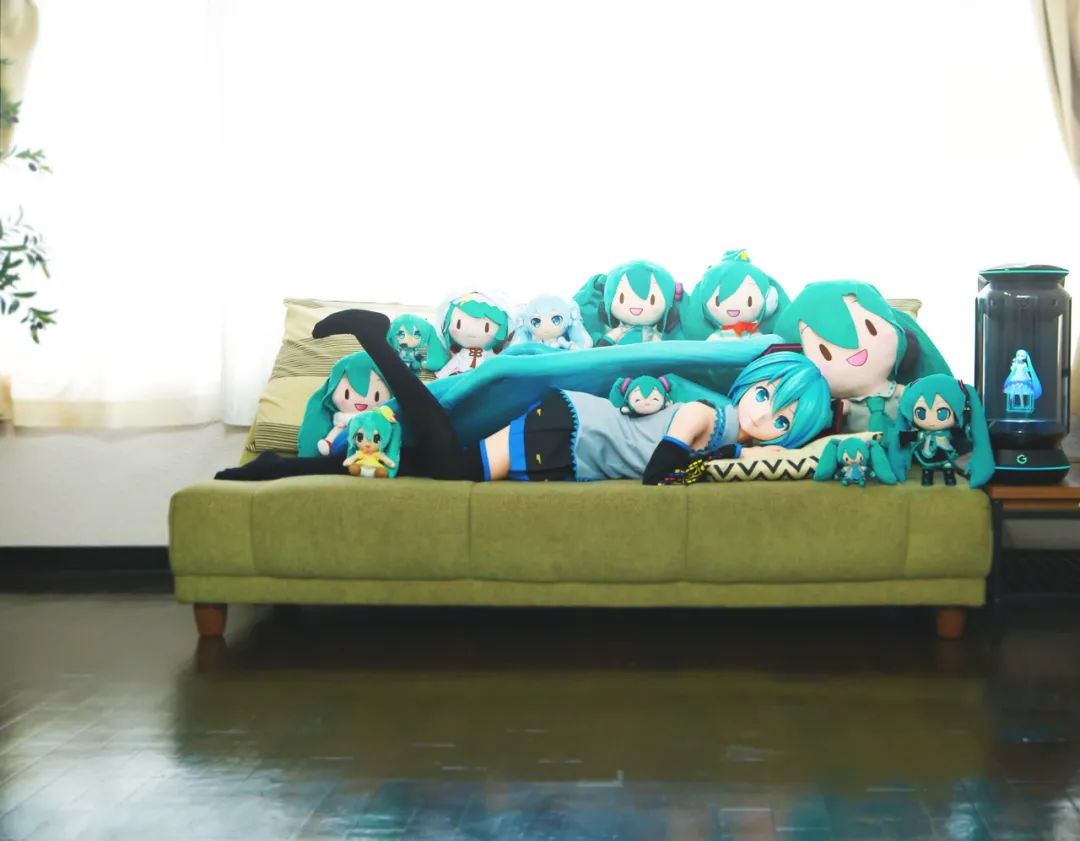 和初音结婚的真实现状,花200万和初音结婚的日本男子