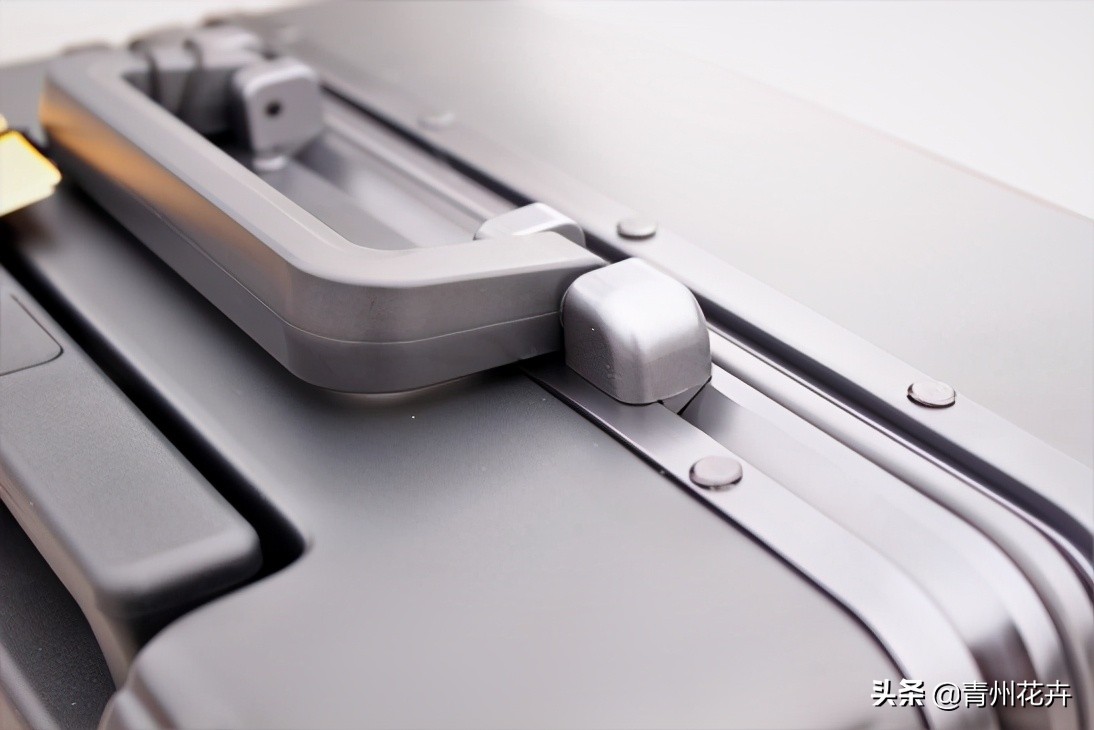 旅行好搭档-地平线8号行李箱测评