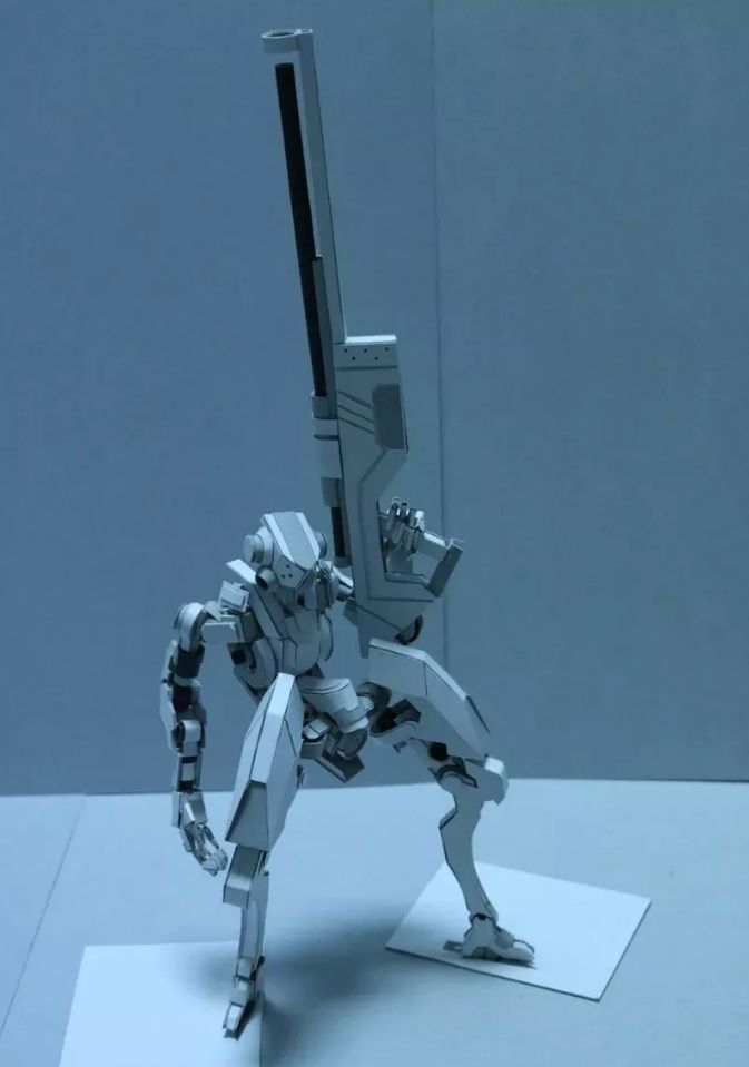 小哥用废纸盒惊艳27万人,跟他一比,我简直是手残