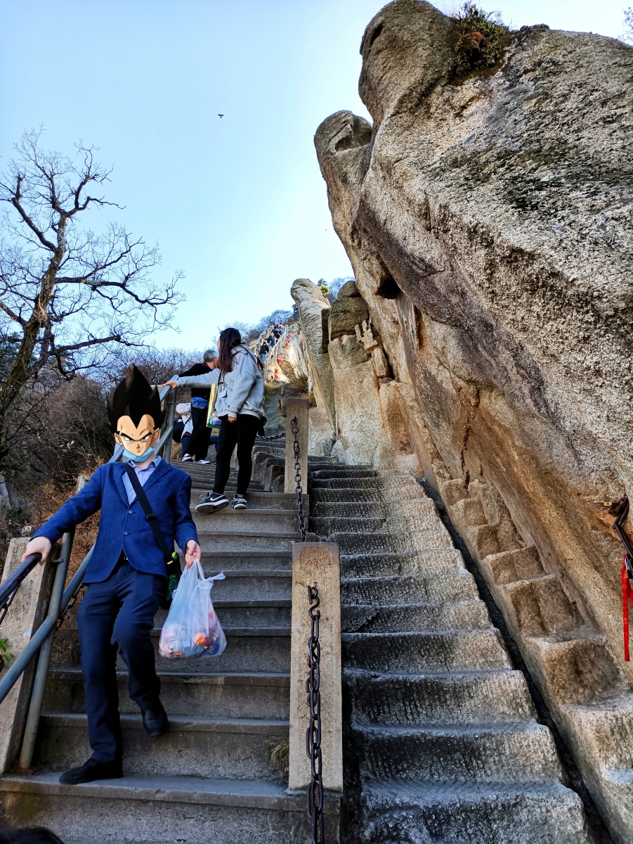 华山二日游登山攻略路线图,陕西自由行夜爬华山