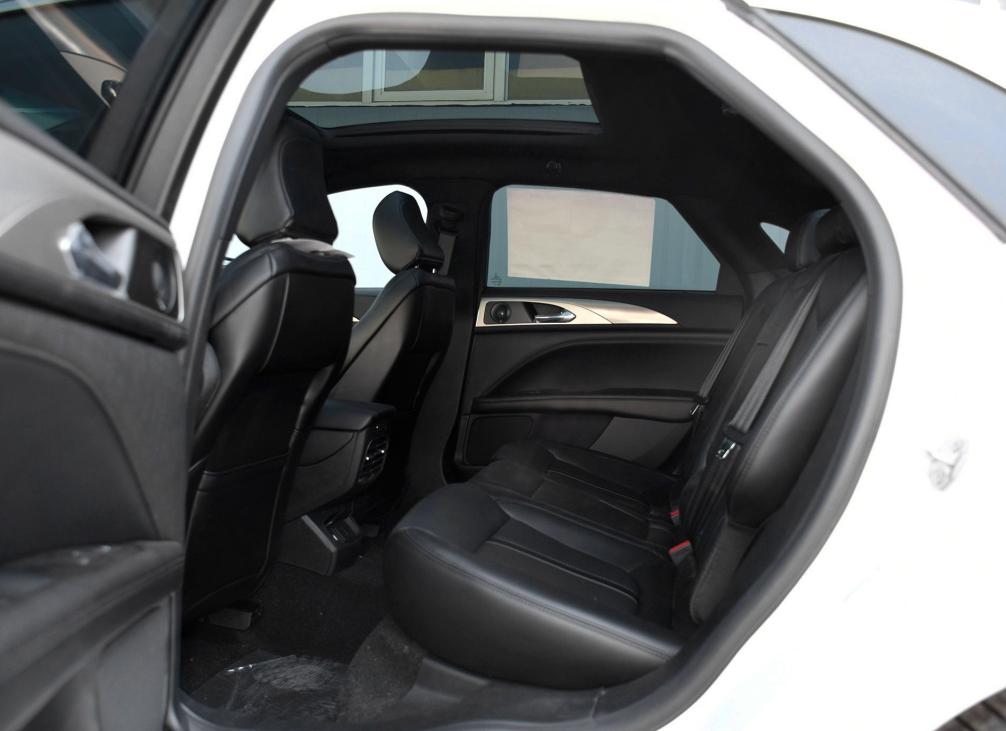 林肯优惠力度最大的车型,林肯mkz2850轴距