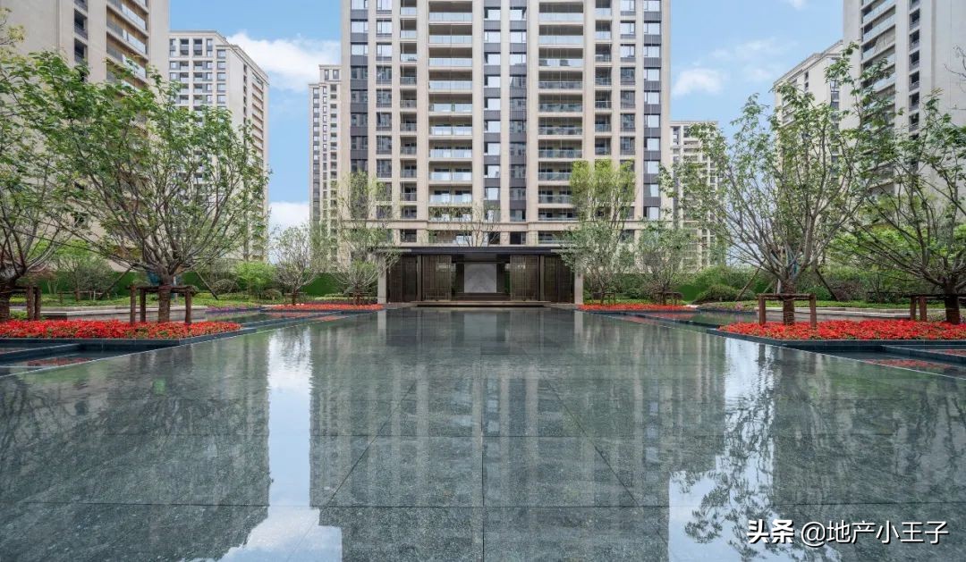 房产大反弹买房抄底,高价接盘的买房人被套牢了