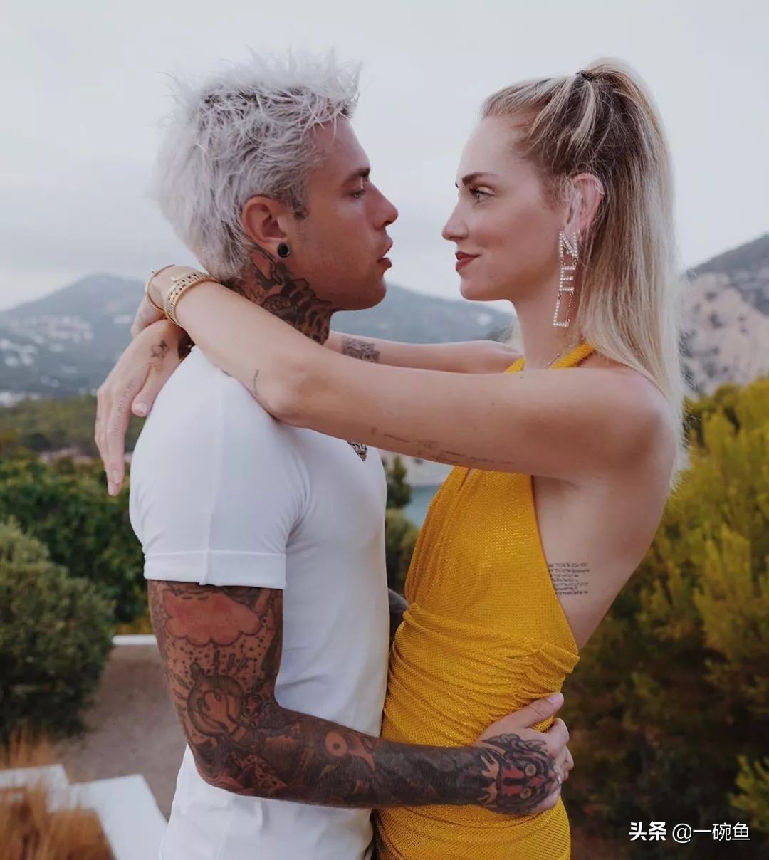 她实现了九亿少女梦寐的婚礼后,带着钻戒来了!酸哭了