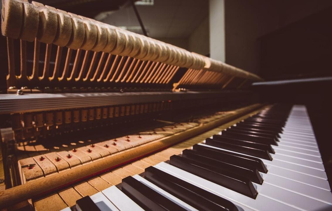 二手钢琴和新钢琴的区别,买二手钢琴的群体