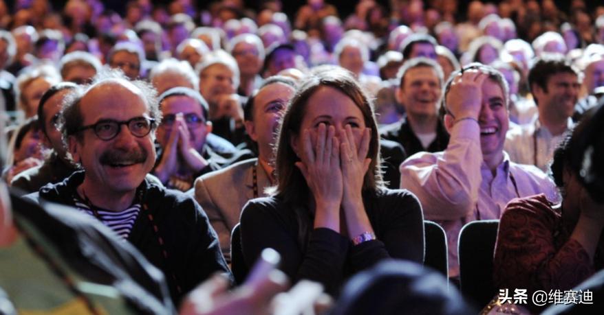 好莱坞双标：歧视犹太人黑人就被封杀，歧视亚裔大家都笑得很快乐