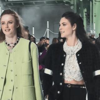 刘雯贺聪巴黎时装周完整版,巴黎时装秀贺聪