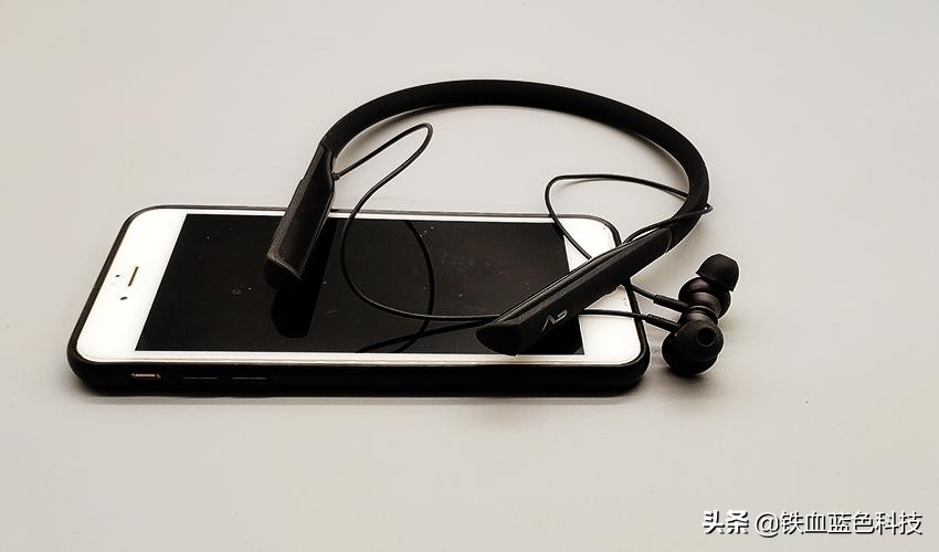 勒姆森头戴式蓝牙耳机测评,勒姆森蓝牙耳机好用吗