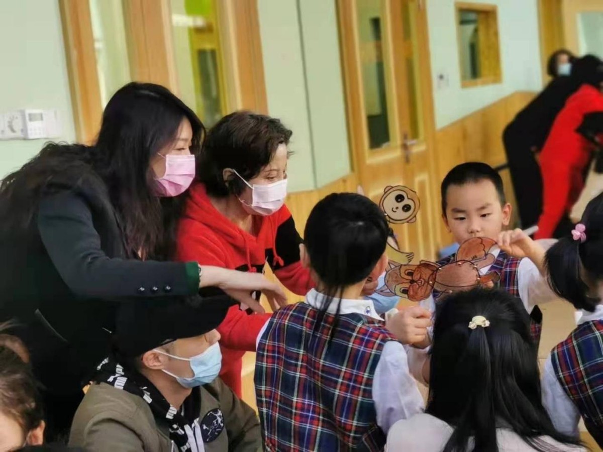 大师引领技艺传承!育文蒙特梭利幼儿园“育山大师课”精彩开讲