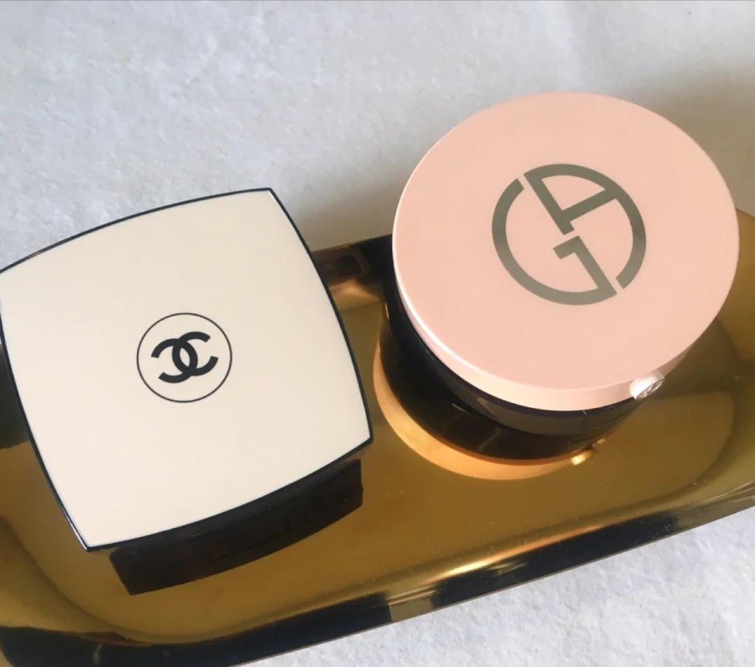 白皮肤适合阿玛尼哪款粉底液,干皮虫草和沁水粉底液测评