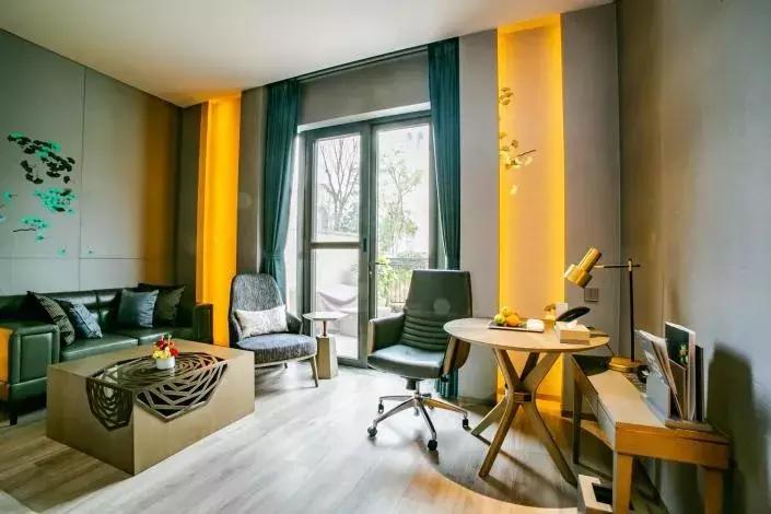 成都全景落地窗酒店推荐,成都高层观景酒店推荐