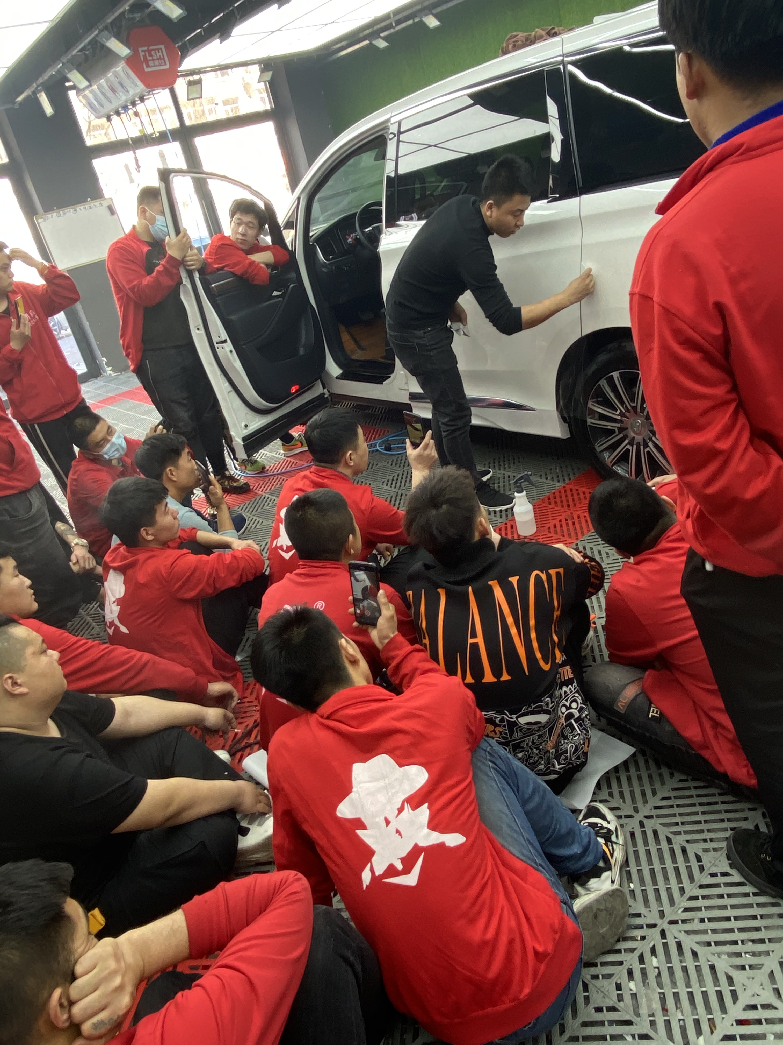 美容抛光打蜡视频教程,美容打蜡贴膜镀晶