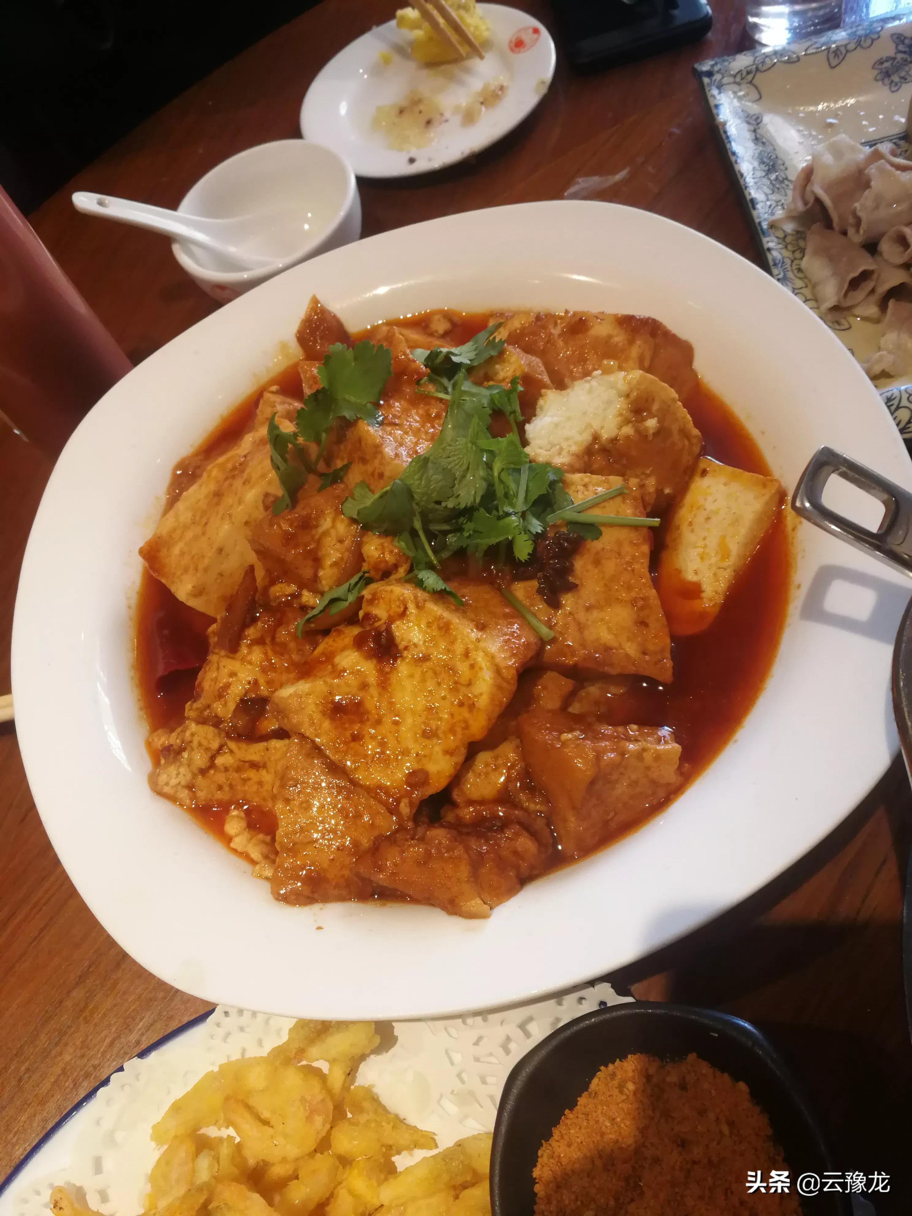 正宗东北杀猪菜视频,东北杀猪菜血肠视频