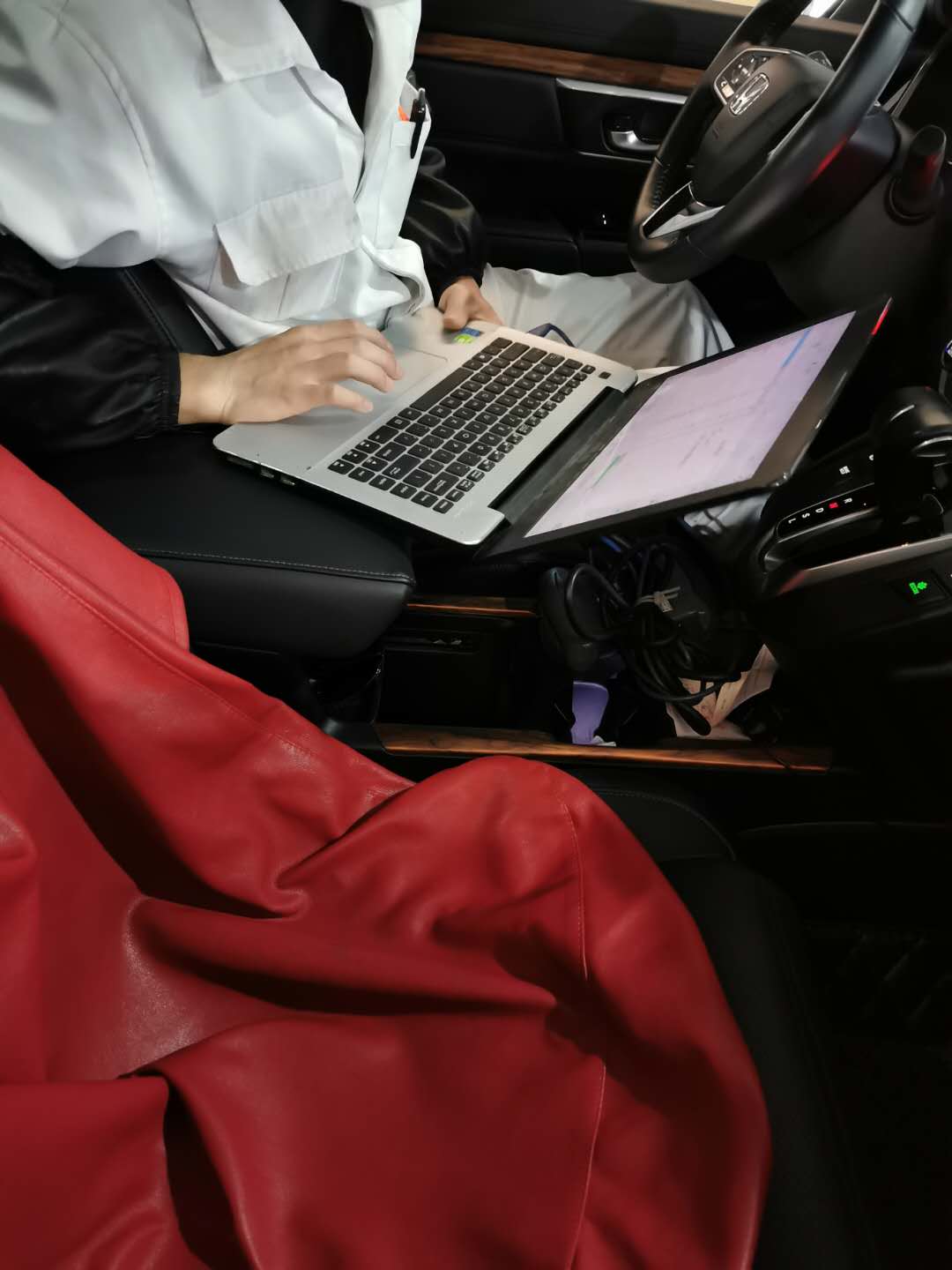 本田crv17款油耗是多少,本田crv的cvt变速箱1700转顿挫感