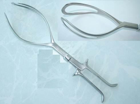 顺产用产钳会导致胎儿颅内出血吗,顺产都需要用助产钳吗