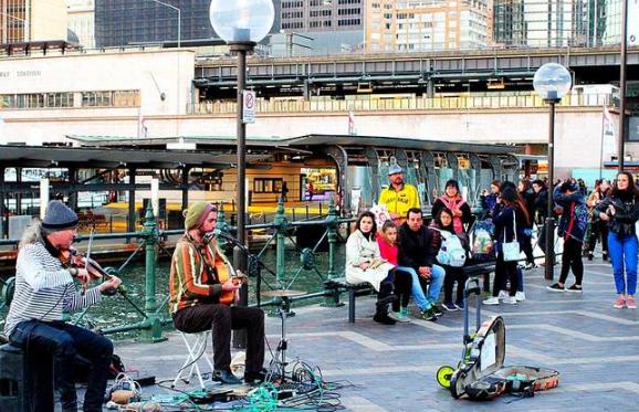 澳洲最大华人物流破产,大批华人代购者倾家荡产,货物不见踪影