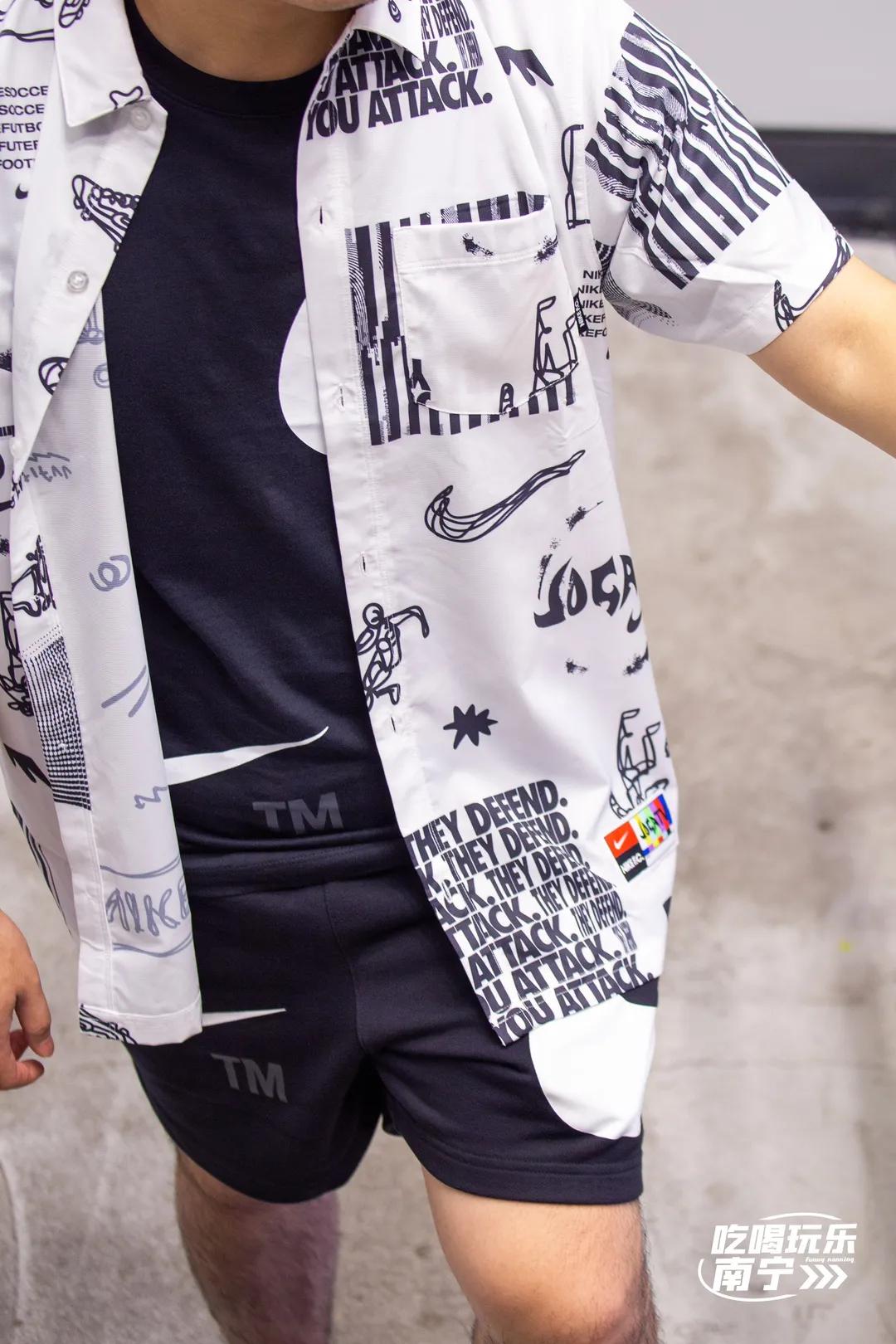 深受年轻人喜爱商品,深受年轻人喜爱的快消品