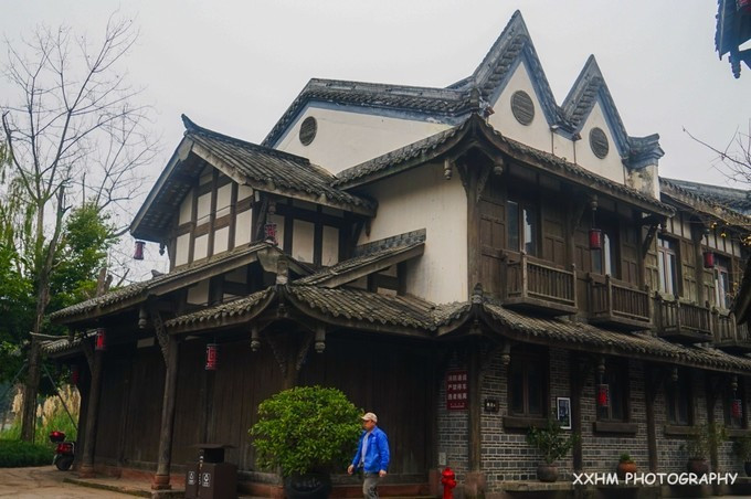 成都本地人去的最好吃的美食,中国姑娘吃成都美食