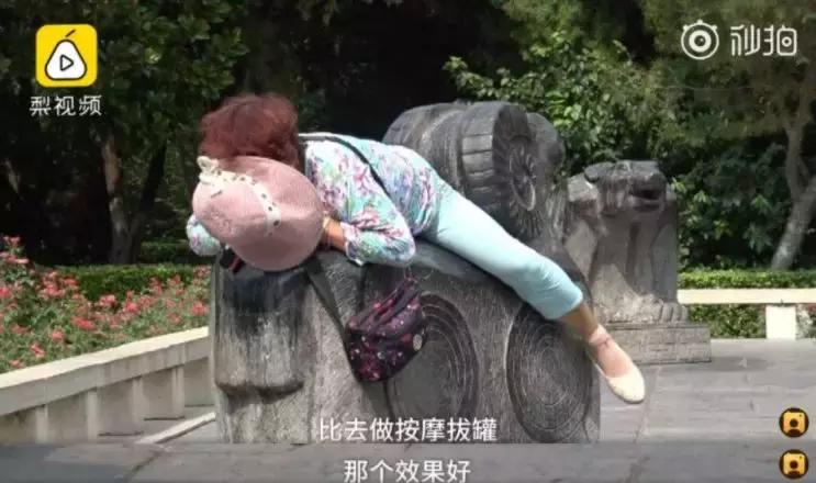 家长给孩子吃蝌蚪会怎么样,生吃活小蝌蚪有什么益处