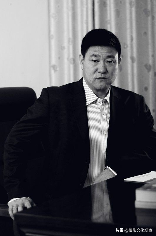 手机怎么拍商务形象照,怎么拍摄一张好的商务形象照