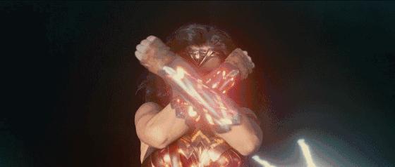 神奇女侠戴安娜为什么不会受伤,不同版本神奇女侠戴安娜