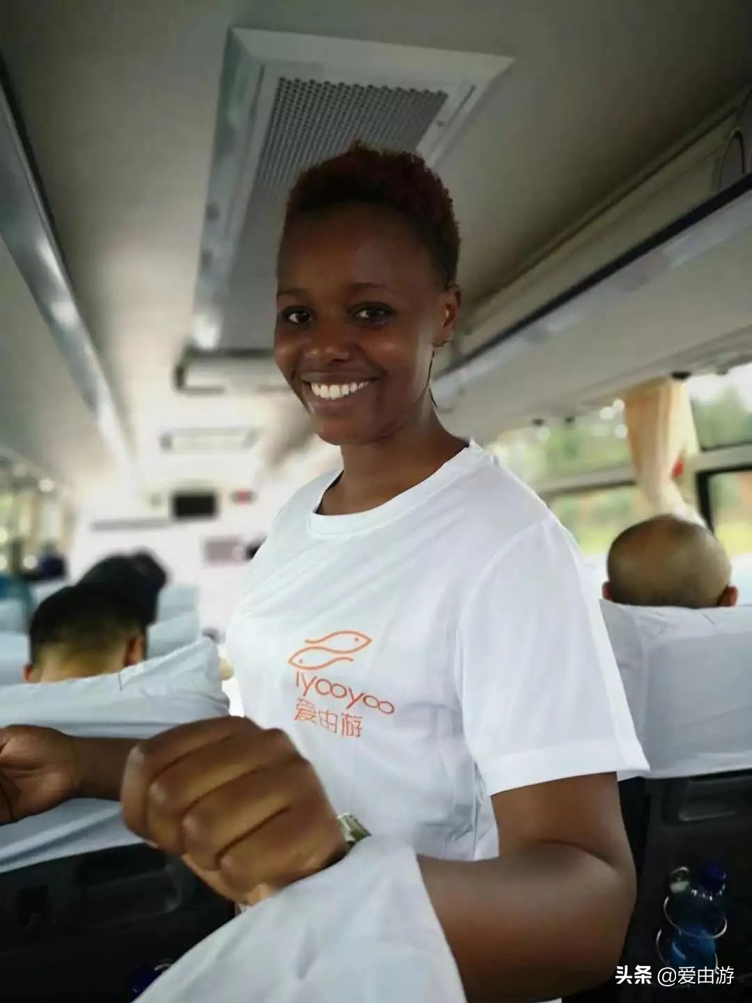 《猎狐》行动,200万能在非洲挥霍一生吗?