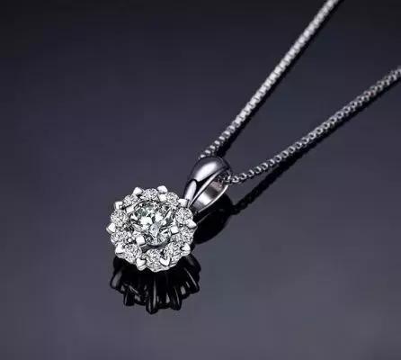 极简衣橱基础内搭,如何打造十年不过时的衣橱搭配