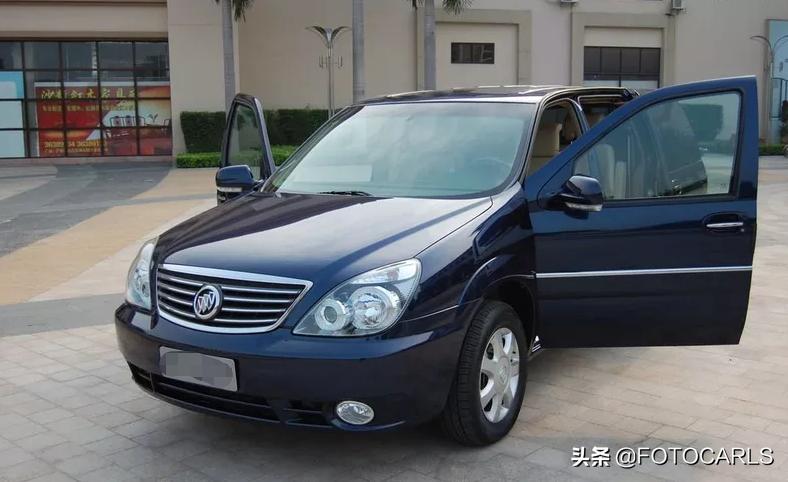 别克gl8陆尊653t用车体验,别克GL8陆尊3.0V6舒适版