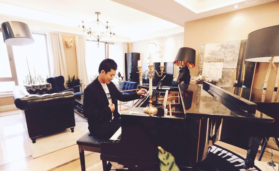 从顶流歌手到无人问津,从选秀开始成为顶流天王